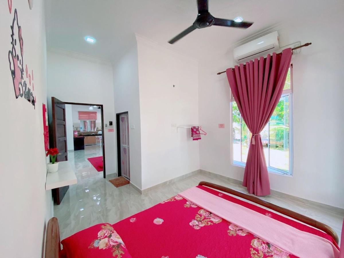 Hellokitty House - Unit 1 Villa Куала Теренгану Екстериор снимка