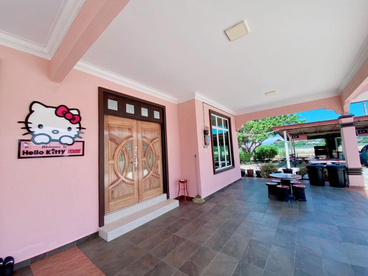 Hellokitty House - Unit 1 Villa Куала Теренгану Екстериор снимка